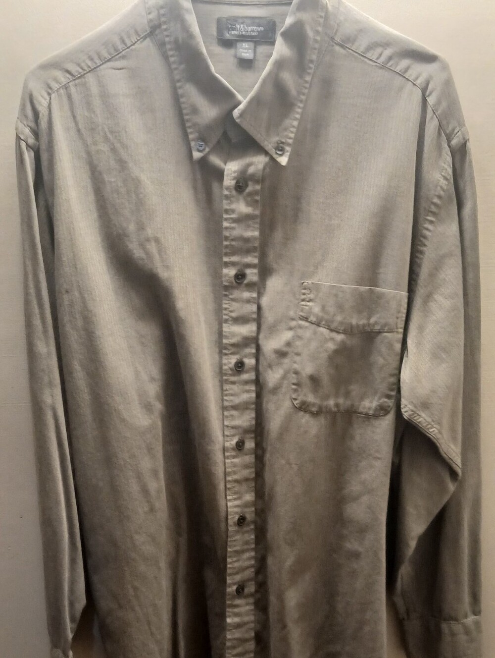croft & barrow Men's Long-Sleeve Button-Down Shirt in Light Gray